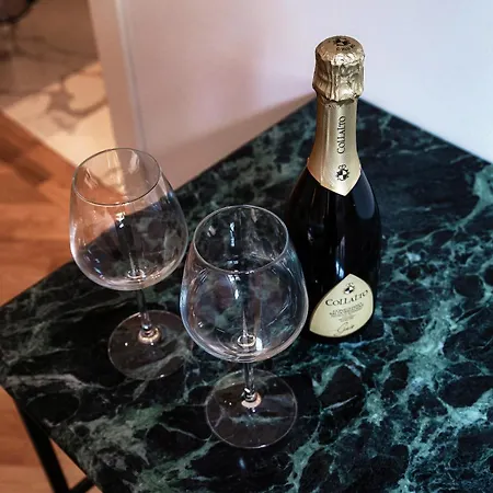 Lake's Vibes - The House Of Travelers 게스트하우스 코모