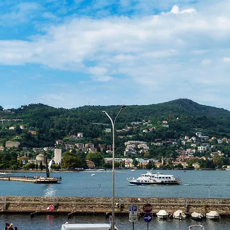 Lake's Vibes - The House Of Travelers 코모